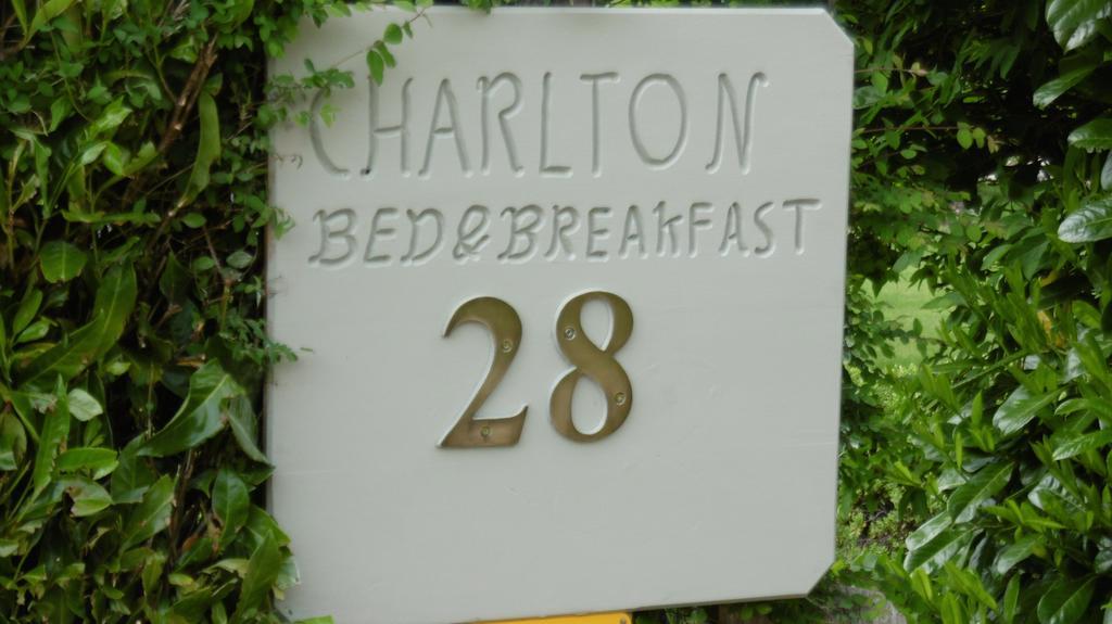 Charlton-28 Bed and Breakfast Chichester Buitenkant foto